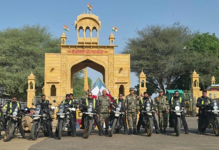 जल बांकुरों ने ली थार की थाह