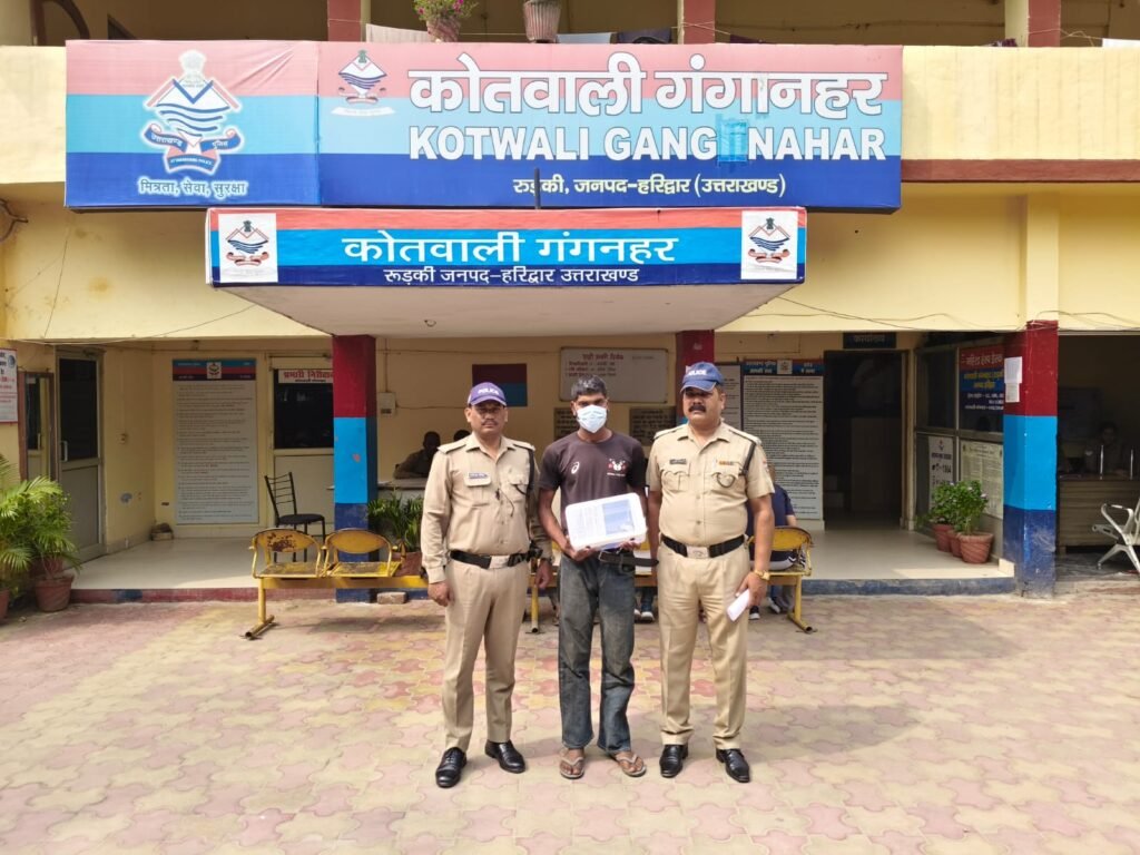ऑपरेशन प्रहार अभियान के अन्तर्गत हरिद्वार पुलिस की कार्रवाई* *असमाजिक तत्वो के विरुद्ध हरिद्वार पुलिस की कार्यवाही लगातार जारी* - HARIDWAR, उत्तराखंड