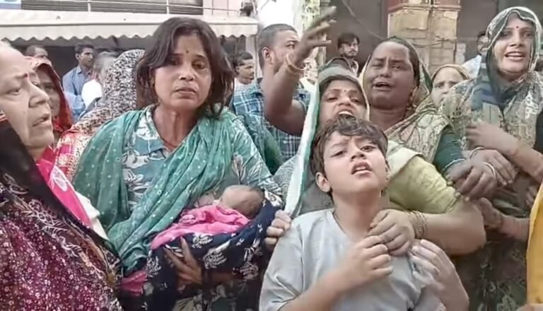 आगरा ब्रेकिंग – थाना रकाबगंज क्षेत्र के रावली की घटना*