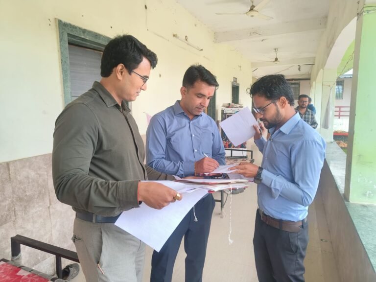 बिना पंजीयन पैरामेडिकल संस्थान का संचालन पर गुरुकुल पैरामेडिकल इंस्टीट्यूट सील