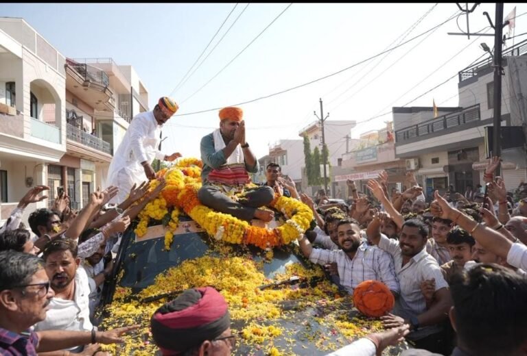 टंगस्टन नगरी डेगाना में शिव विधायक रविंद्र सिंह भाटी का भव्य स्वागत, EWS सरलीकरण यात्रा को लेकर युवाओं में जबरदस्त उत्साह*