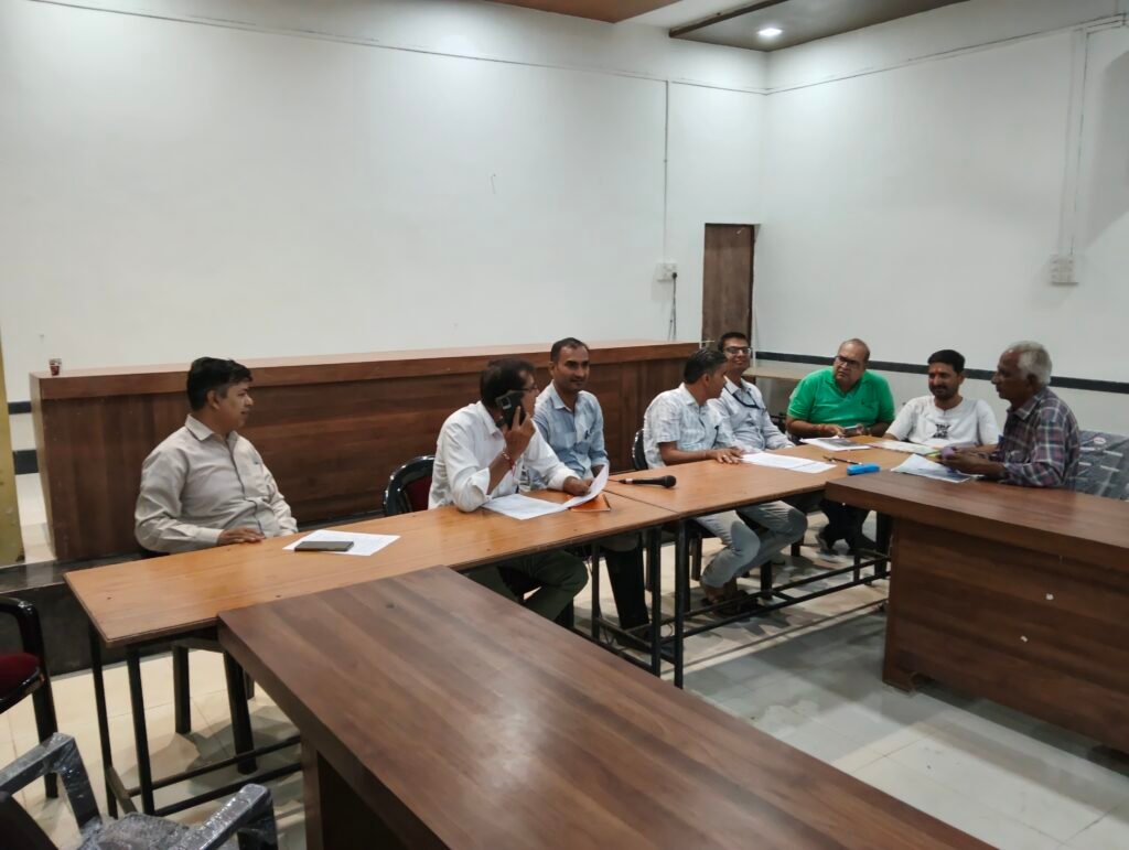 प्रत्याशियों को नामांकन प्रक्रिया और जरूरी दस्तावेजों की दी जानकारी 1 प्रत्याशियों को नामांकन प्रक्रिया और जरूरी दस्तावेजों की दी जानकारी - PALI, राजस्थान