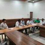 प्रत्याशियों को नामांकन प्रक्रिया और जरूरी दस्तावेजों की दी जानकारी