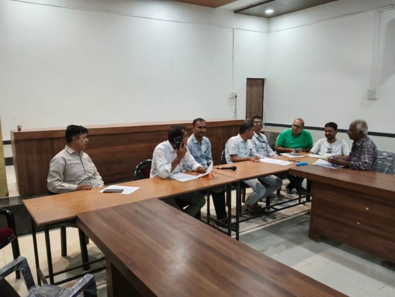 प्रत्याशियों को नामांकन प्रक्रिया और जरूरी दस्तावेजों की दी जानकारी