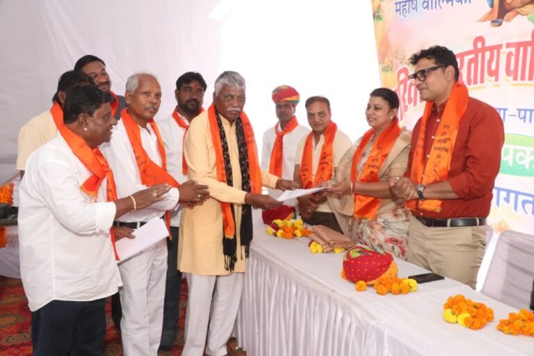 महर्षि वाल्मीकि मानवीय मूल्यों के महान प्रतीक -महापोर बुबकिया