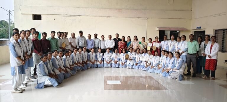 छत्तीसगढ़ जिला सूरजपुर मन जागृति अभियान के तहत मानसिक स्वास्थ्य जागरूकता कार्यक्रम एवं सहयोगी संस्था सम्मान समारोह आयोजित
