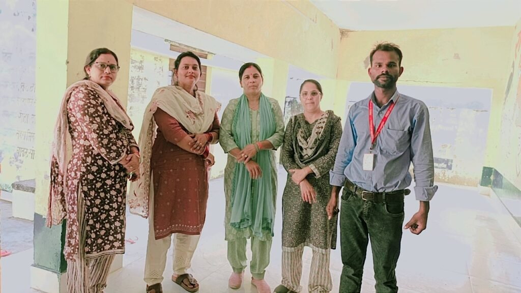 प्राथमिक विद्यालय तकिया - FARRUKHABAD, उत्तर प्रदेश