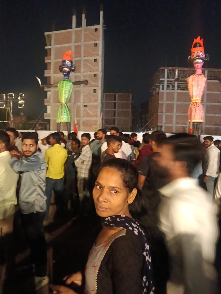 नोएडा के भंगेल सलारपुर स्थित महर्षि नगर में रावण दहन कार्यक्रम के बाद रामलीला समाप्त हो गया 1 नोएडा के भंगेल सलारपुर स्थित महर्षि नगर में रावण दहन कार्यक्रम के बाद रामलीला समाप्त हो गया - GAUTAM BUDDHA NAGAR, उत्तर प्रदेश