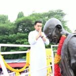 ओल्ड गोवा में महात्मा गांधी की जयंती पर मुख्यमंत्री डॉ. प्रमोद सावंत ने अर्पित की श्रद्धांजलि