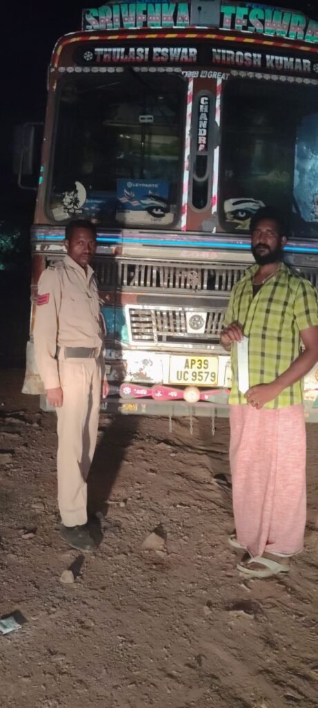 शहर में यातायात नियमों का उलंघन करने वाले वाहन चालकों के खिलाफ यातायात पुलिस लगातार कर रही कार्यवाही 1 शहर में यातायात नियमों का उलंघन करने वाले वाहन चालकों के खिलाफ यातायात पुलिस लगातार कर रही कार्यवाही - मैहर, मध्य प्रदेश