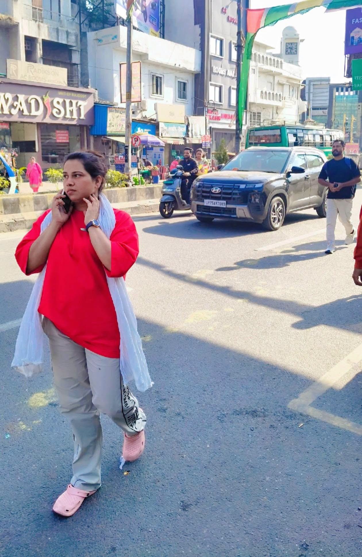 सहारनपुर से बड़ी खबर! “जज साहब ने डेट पर बुलाया है!” — महिला की सोशल मीडिया पोस्ट चर्चा में 2 861205797 2165883554025692 7787969312422708218 n