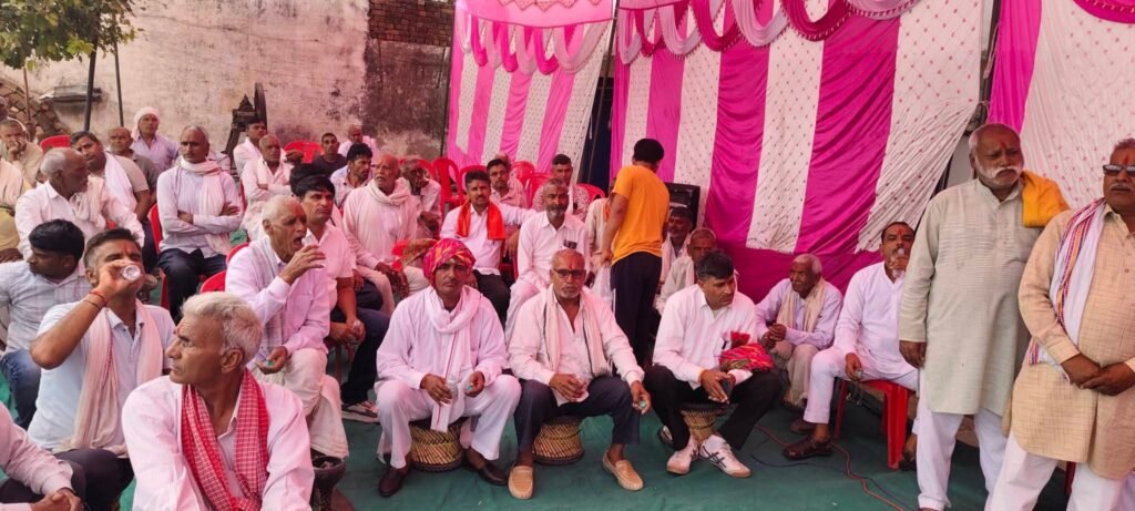 कठूमर और खेड़ली में नामांकन के लिए उमड़े समर्थक और प्रत्याशी 1 कठूमर और खेड़ली में नामांकन के लिए उमड़े समर्थक और प्रत्याशी - ALWAR, राजस्थान