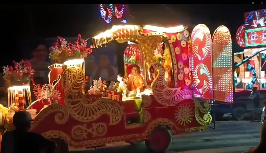 धूमधाम से निकाली गई भव्य गणेश यात्रा, जयकारों से गूंज उठा कस्बा बेवर 1 धूमधाम से निकाली गई भव्य गणेश यात्रा, जयकारों से गूंज उठा कस्बा बेवर - MAINPURI, उत्तर प्रदेश