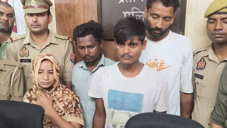 *प्रतापगढ़ लालगंज पुलिस ने उमाशंकर कौशल हत्याकांड का किया खुलासा, प्रेम प्रसंग में पति की हत्या की साजिश रचने वाली पत्नी सुमन देवी समेत चार आरोपी गिरफ्तार।