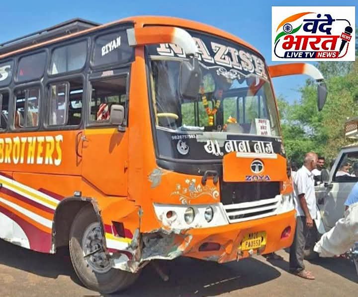 दमोह-अभाना भीषण सड़क हादसे के बाद प्रशासन सख्त: आरोपी बस का परमिट 30 दिनों के लिए निलंबित