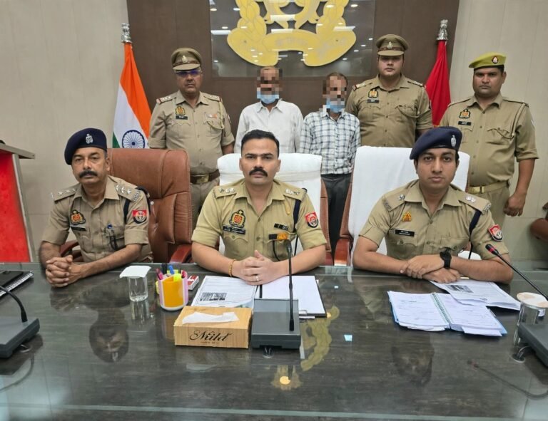 बिजनौर: एमपी के पूर्व सीएम कमलनाथ की 26 बीघा जमीन हड़पने की साजिश, लेखपाल समेत चार पर रिपोर्ट; दो गिरफ्तार #BijnorNews #bijnorbreaking #najibabadnews #UPNews #latestnews