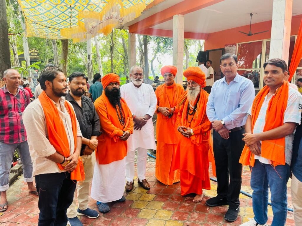 मुजफ्फरनगर : 41 दिन की कठिन तपस्या पूर्ण होने पर महादेव मंदिर में भंडारे का आयोजन, कई राज्यों से पहुंचे संत-महात्मा 1 मुजफ्फरनगर : 41 दिन की कठिन तपस्या पूर्ण होने पर महादेव मंदिर में भंडारे का आयोजन, कई राज्यों से पहुंचे संत-महात्मा - MUZAFFARNAGAR, उत्तर प्रदेश