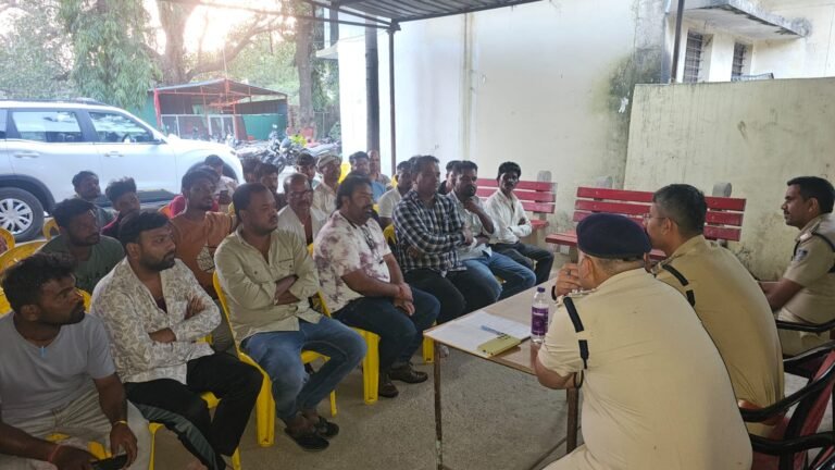 नवरात्रि पर्व पर गरबा पंडालों में मर्यादित संगीत, निर्धारित ध्वनि सीमा एवं यातायात नियमों का पालन सुनिश्चित करें – सागर पुलिस