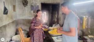 श्री बंशीधर नगर में खाद्य सुरक्षा विभाग की छापेमारी, करीब 55 किलो संदिग्ध मिठाई नष्ट 5 IMG 20261017 WA0044