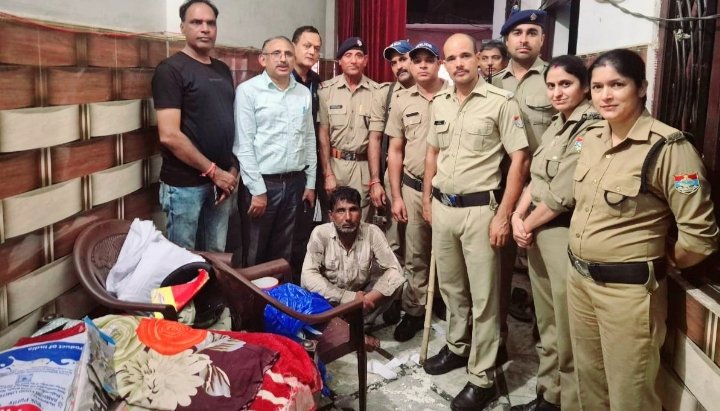 पकड़ी गई नकली पनीर बनाने की फैक्ट्री,पामोलीन ऑयल व स्किम्ड मिल्क पाउडर बरामद