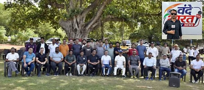पुलिस एवं पत्रकारों के बीच मैत्री क्रिकेट मैच और रस्साकशी प्रतियोगिता का आयोजन, क्रिकेट में पुलिस 11 ने मारी बाजी तो रस्साकशी में पत्रकारों की टीम रही विजेता