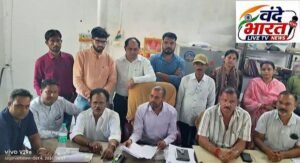 डिजिटल सुधार के दावों के बीच फंसी व्यवस्था: पटवारियों के बहिष्कार से जनता हलकान, प्रशासन और सरकार पर उठते सवाल