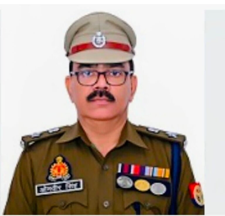 बस्ती जनपद के एसपी डॉक्टर यशवीर सिंह का तबादला अब नए एसपी बनाए गए ओमवीर सिंह हार्दिक अभिनंदन बस्ती जनपद में आपका