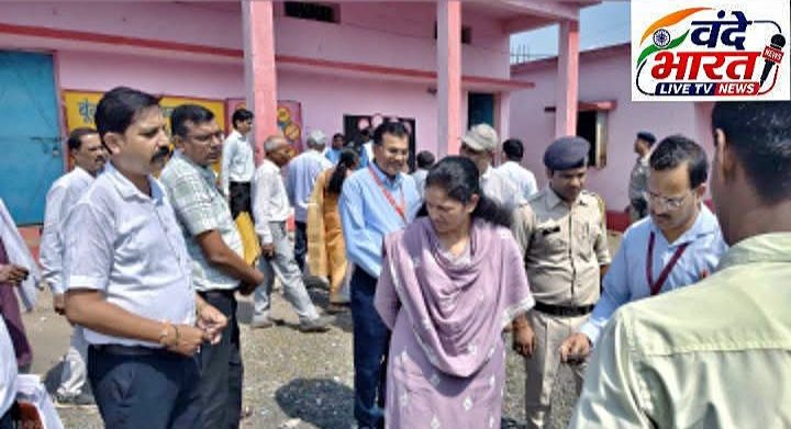 जनविश्वास शिविर में जमुनिया चिखली विद्यालय के विद्यार्थियों के प्रोजेक्ट की सराहना, आयुक्त एवं कलेक्टर ने बढ़ाया उत्साह