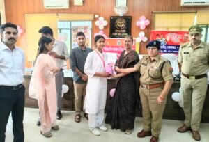कांठ: स्पेशल पिंक समाधान दिवस 18 समस्याओं का मौके पर हुआ निस्तारण 3 IMG 20261017 131808750 HDR2