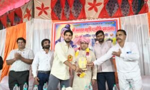 कांठ में धूमधाम से मनाया महर्षि वाल्मीकि प्रकटोत्सव 3 IMG 20261026 175547347 HDR2