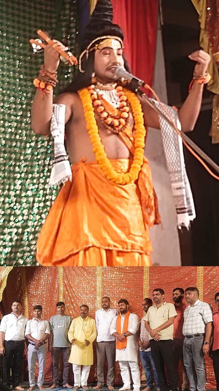 फूलपुर में आदर्श रामलीला एवं दशहरा समिति के कार्यक्रम का भव्य शुभारंभ, प्रथम दिन नारद मोह की लीला का मंचन