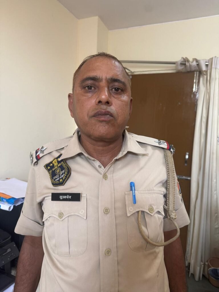 कार्यालय महानिदेशक भ्रष्टाचार निरोधक ब्यूरो की बड़ी कार्यवाही, जयपुर में सहायक उप निरीक्षक 10 हजार रुपये की रिश्वत लेते ट्रैप