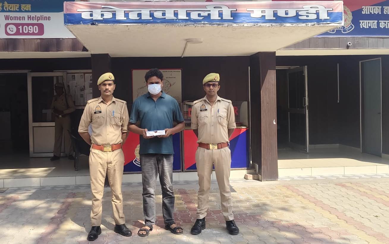 सहारनपुर में ‘ऑपरेशन सवेरा’ के तहत नशा तस्करी पर पुलिस का बड़ा प्रहार! 2 WhatsApp Image 2026 10 21 at 12.11.09 PM