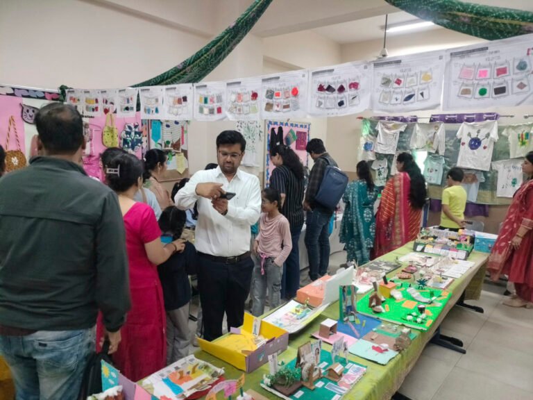 पोदार इंटरनेशनल स्कूल में ‘द ट्रेंड फेस्ट’ कार्निवल का आयोजन ‘Turning Waste into WOW’ थीम के अंतर्गत विद्यार्थियों ने दिया पर्यावरण संरक्षण एवं पुनः उपयोग का संदेश।